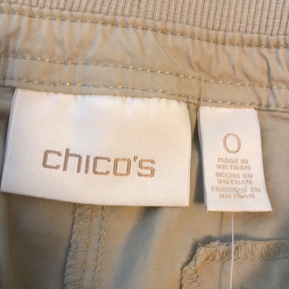 NWT Chico’s The Ultimate Fit Cool Cotton Bermuda short 13” Flatters Putty SZ 0/4 - Picture 8 of 9